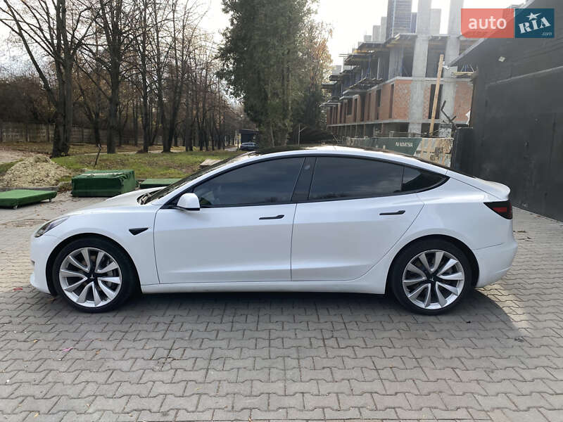 Седан Tesla Model 3 2020 в Львове фото 7 Седан Tesla Model 3 2020 в Львове