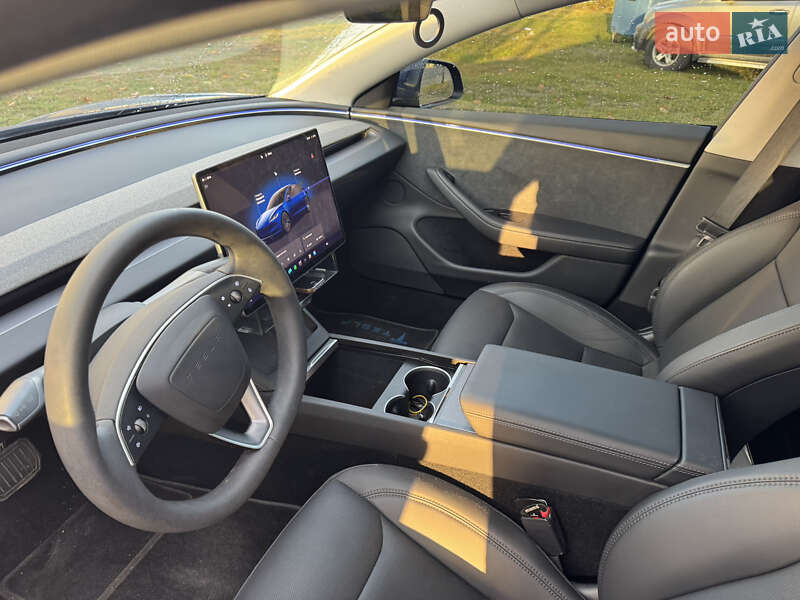 Седан Tesla Model 3 2024 в Ужгороді фото 11 Седан Tesla Model 3 2024 в Ужгороді