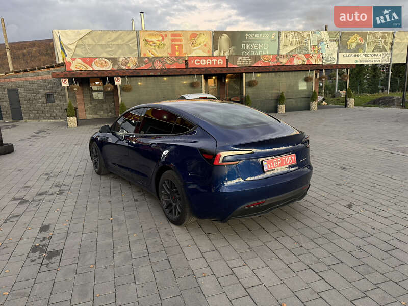 Седан Tesla Model 3 2024 в Ужгороді фото 4 Седан Tesla Model 3 2024 в Ужгороді