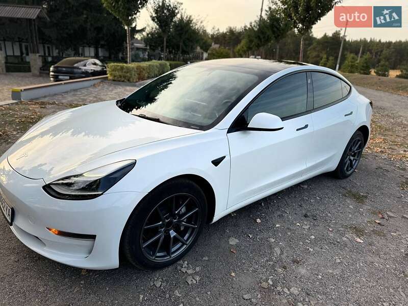 Седан Tesla Model 3 2022 в Черкасах фото 10 Седан Tesla Model 3 2022 в Черкасах