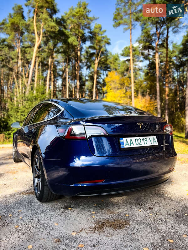 Седан Tesla Model 3 2019 в Києві фото 6 Седан Tesla Model 3 2019 в Києві