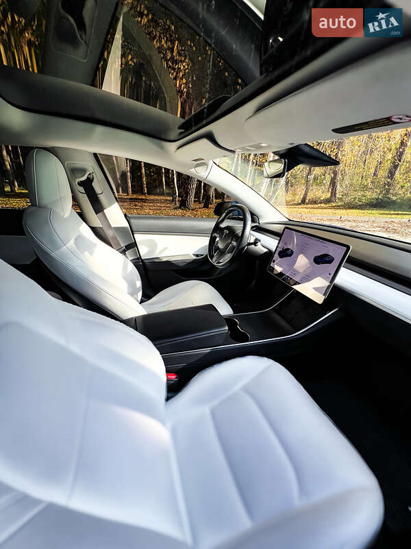 Седан Tesla Model 3 2019 в Києві фото 14 Седан Tesla Model 3 2019 в Києві