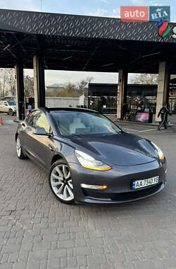 Седан Tesla Model 3 2020 в Харькове