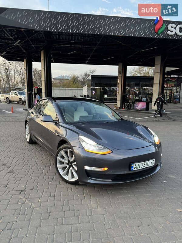 Tesla Model 3 2020 Tesla Model 3 2020