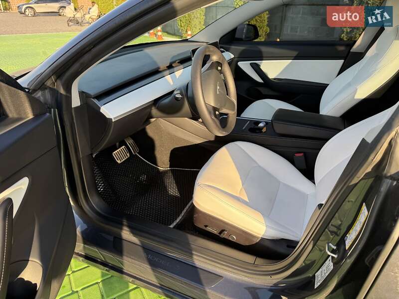 Седан Tesla Model 3 2021 в Кропивницькому фото 32 Седан Tesla Model 3 2021 в Кропивницькому