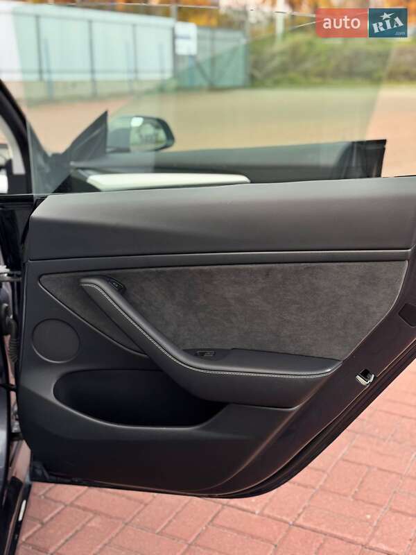 Седан Tesla Model 3 2023 в Полтаве фото 22 Седан Tesla Model 3 2023 в Полтаве