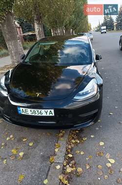 Седан Tesla Model 3 2019 в Днепре