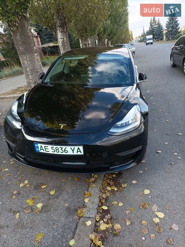 Tesla Model 3 2019 Tesla Model 3 2019