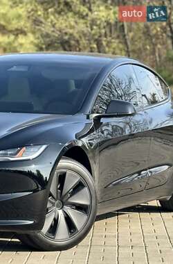 Седан Tesla Model 3 2024 в Днепре
