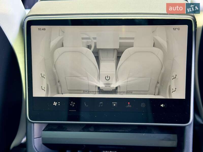 Седан Tesla Model 3 2024 в Днепре