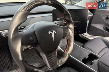 Седан Tesla Model 3 2020 в Киеве