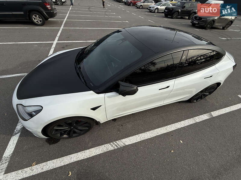 Седан Tesla Model 3 2020 в Киеве фото 22 Седан Tesla Model 3 2020 в Киеве