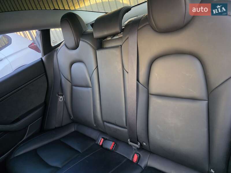 Седан Tesla Model 3 2018 в Львове фото 31 Седан Tesla Model 3 2018 в Львове