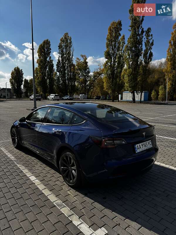 Седан Tesla Model 3 2022 в Запорожье