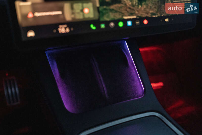 Седан Tesla Model 3 2023 в Чернівцях фото 26 Седан Tesla Model 3 2023 в Чернівцях