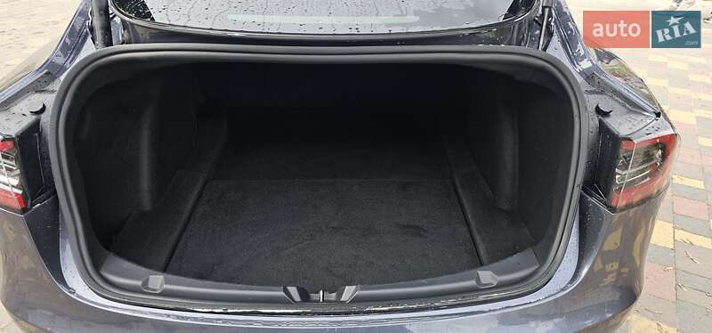 Седан Tesla Model 3 2023 в Львове фото 48 Седан Tesla Model 3 2023 в Львове