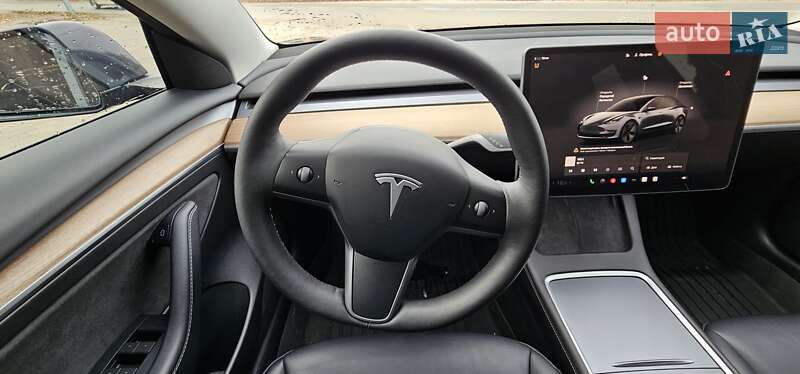 Седан Tesla Model 3 2023 в Львове фото 37 Седан Tesla Model 3 2023 в Львове