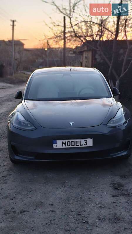 Седан Tesla Model 3 2021 в Кропивницькому фото 47 Седан Tesla Model 3 2021 в Кропивницькому