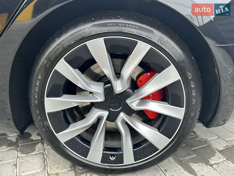 Седан Tesla Model 3 2021 в Харькове