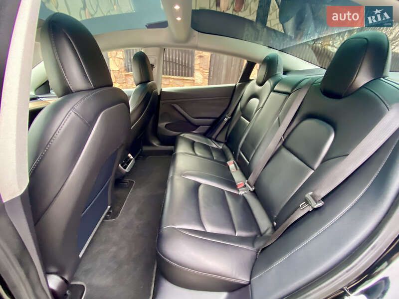 Седан Tesla Model 3 2022 в Хмельницком фото 38 Седан Tesla Model 3 2022 в Хмельницком