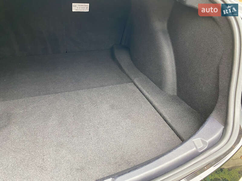 Седан Tesla Model 3 2022 в Хмельницком фото 50 Седан Tesla Model 3 2022 в Хмельницком