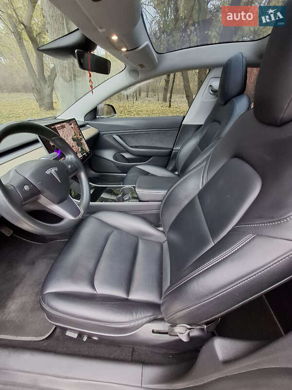 Седан Tesla Model 3 2018 в Кропивницькому фото 10 Седан Tesla Model 3 2018 в Кропивницькому