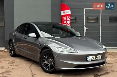 Седан Tesla Model 3 2024 в Києві