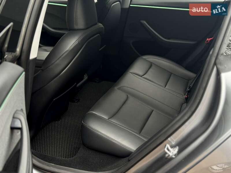 Седан Tesla Model 3 2024 в Києві фото 15 Седан Tesla Model 3 2024 в Києві
