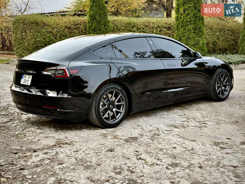 Седан Tesla Model 3 2020 в Дніпрі фото 11 Седан Tesla Model 3 2020 в Дніпрі