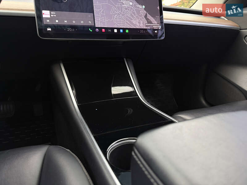 Седан Tesla Model 3 2020 в Дніпрі фото 50 Седан Tesla Model 3 2020 в Дніпрі