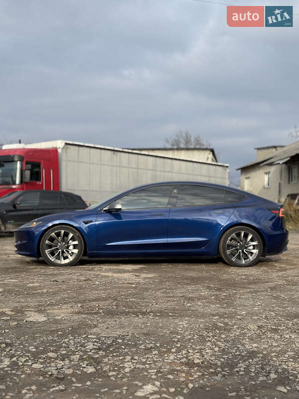 Седан Tesla Model 3 2024 в Луцке фото 21 Седан Tesla Model 3 2024 в Луцке