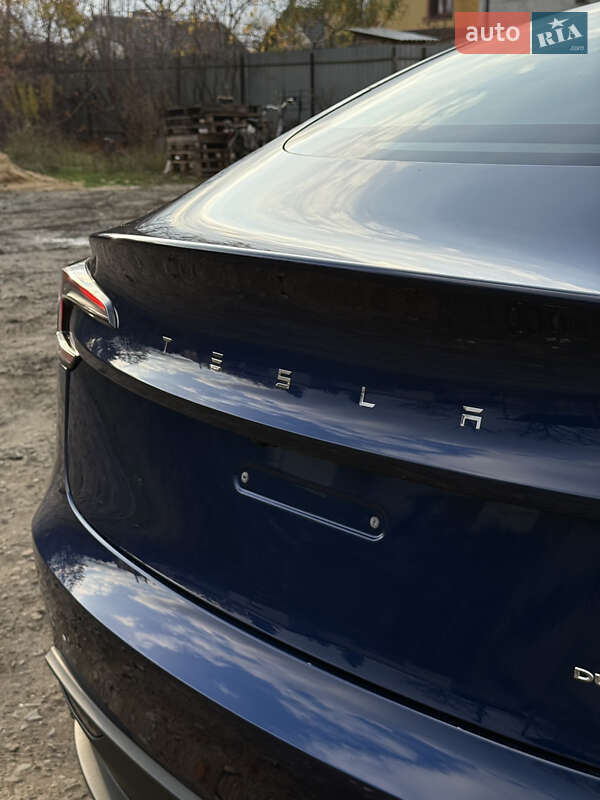 Седан Tesla Model 3 2024 в Луцке фото 65 Седан Tesla Model 3 2024 в Луцке