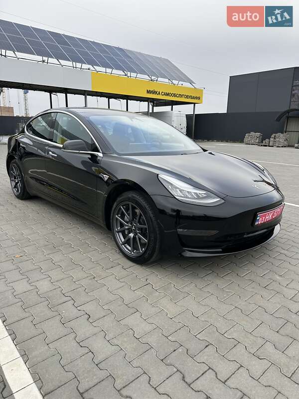 Седан Tesla Model 3 2019 в Луцьку фото Седан Tesla Model 3 2019 в Луцьку