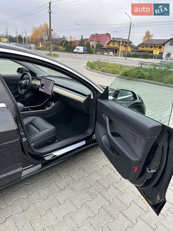 Седан Tesla Model 3 2019 в Луцьку фото 31 Седан Tesla Model 3 2019 в Луцьку