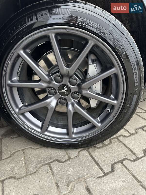Седан Tesla Model 3 2019 в Луцьку фото 44 Седан Tesla Model 3 2019 в Луцьку