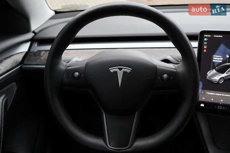 Седан Tesla Model 3 2021 в Дніпрі