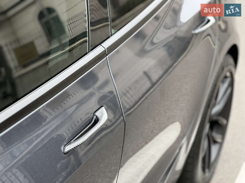 Седан Tesla Model 3 2023 в Киеве фото 17 Седан Tesla Model 3 2023 в Киеве