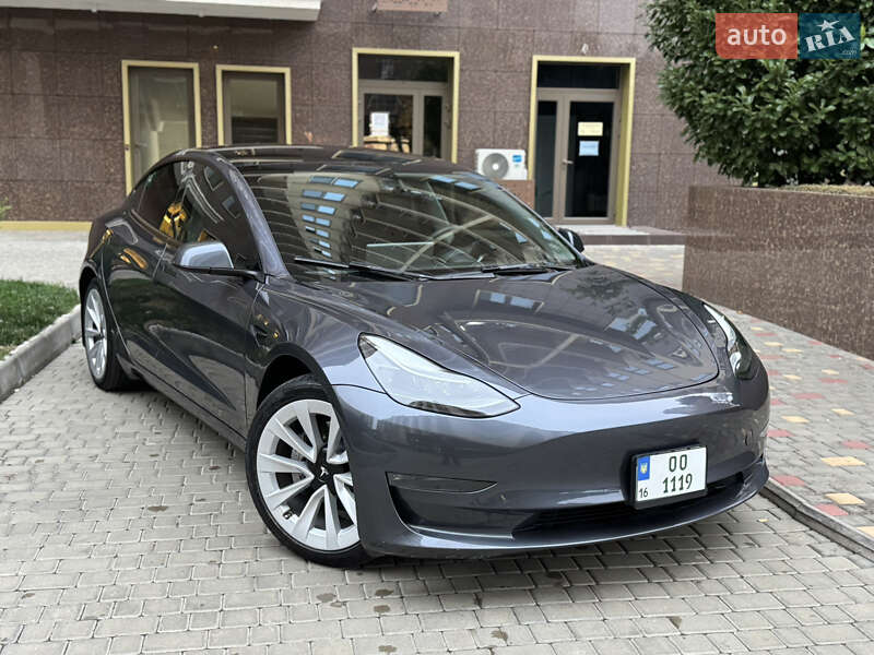 Седан Tesla Model 3 2023 в Одесі фото 10 Седан Tesla Model 3 2023 в Одесі