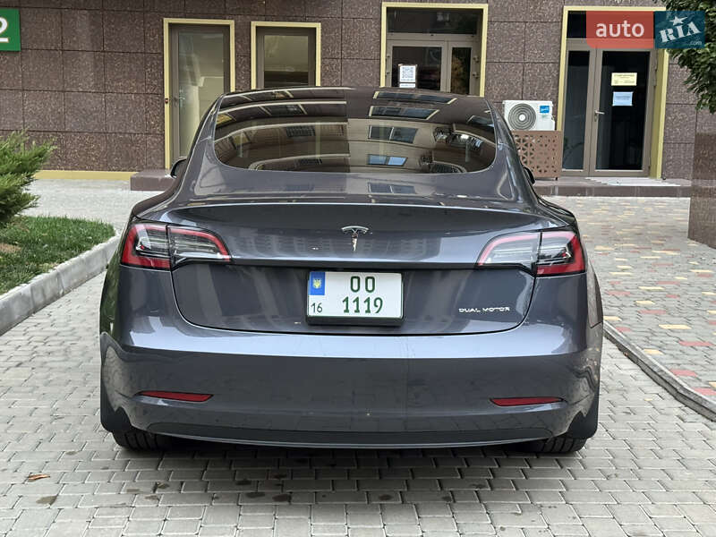 Седан Tesla Model 3 2023 в Одесі фото 12 Седан Tesla Model 3 2023 в Одесі