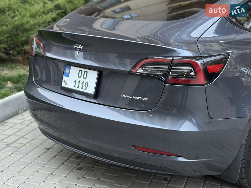 Седан Tesla Model 3 2023 в Одесі фото 22 Седан Tesla Model 3 2023 в Одесі