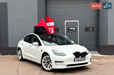 Седан Tesla Model 3 2023 в Киеве