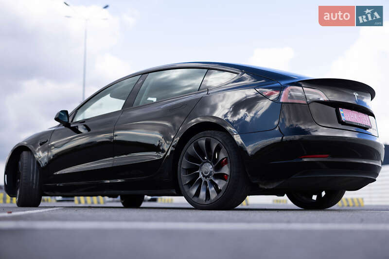 Седан Tesla Model 3 2021 в Львове фото Седан Tesla Model 3 2021 в Львове