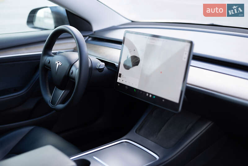 Седан Tesla Model 3 2021 в Львове фото 20 Седан Tesla Model 3 2021 в Львове