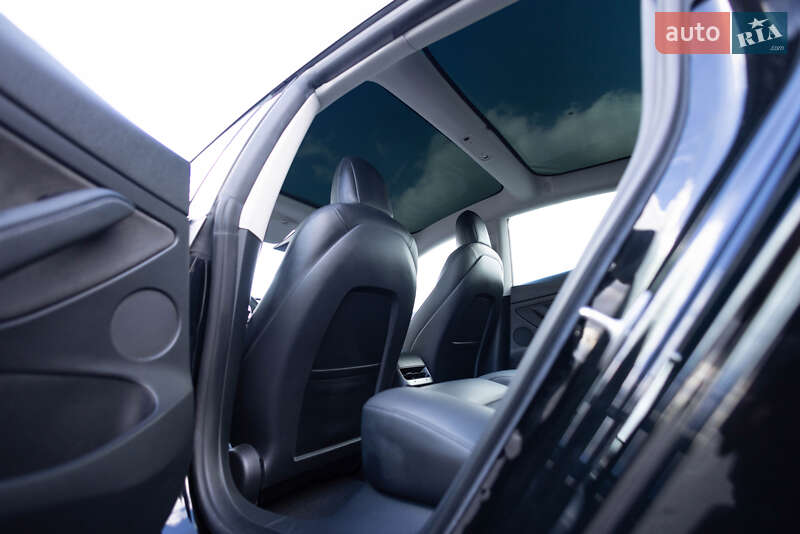 Седан Tesla Model 3 2021 в Львове фото 34 Седан Tesla Model 3 2021 в Львове