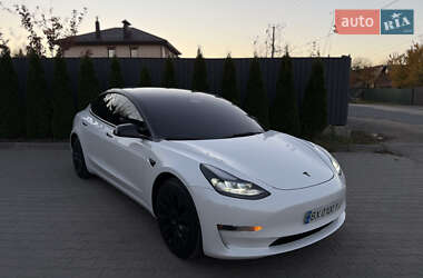 Седан Tesla Model 3 2022 в Вінниці