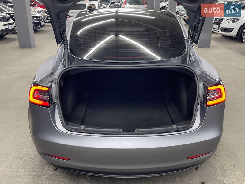 Седан Tesla Model 3 2022 в Харькове