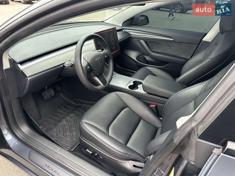 Седан Tesla Model 3 2023 в Киеве фото 16 Седан Tesla Model 3 2023 в Киеве