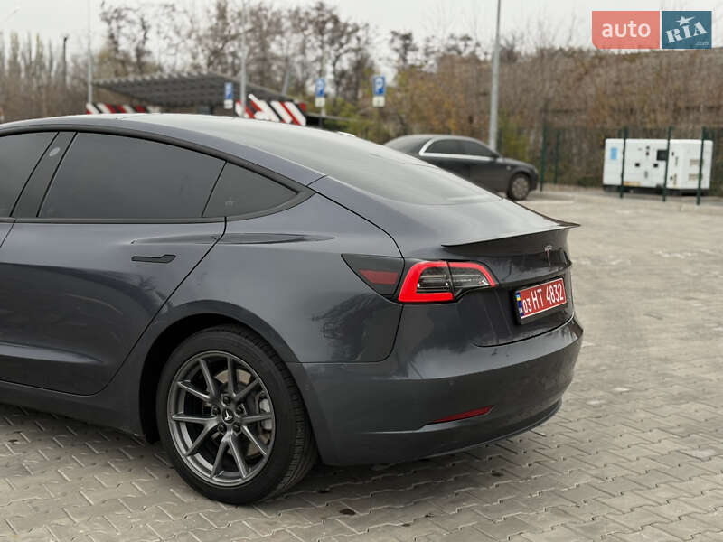 Седан Tesla Model 3 2022 в Кривому Розі фото 11 Седан Tesla Model 3 2022 в Кривому Розі