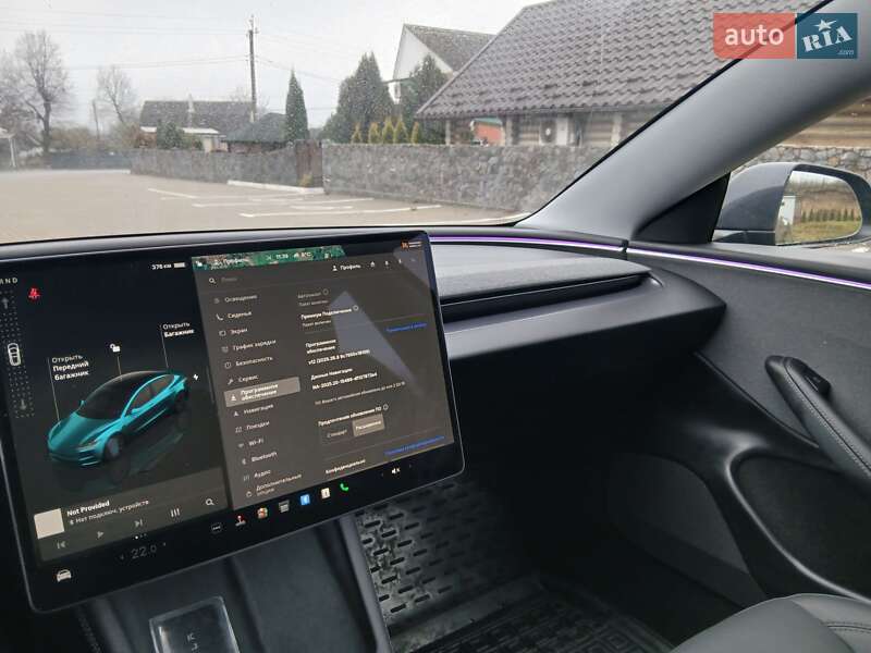 Седан Tesla Model 3 2024 в Калиновке