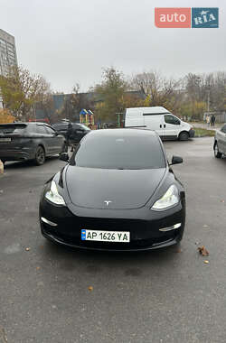 Седан Tesla Model 3 2021 в Дніпрі